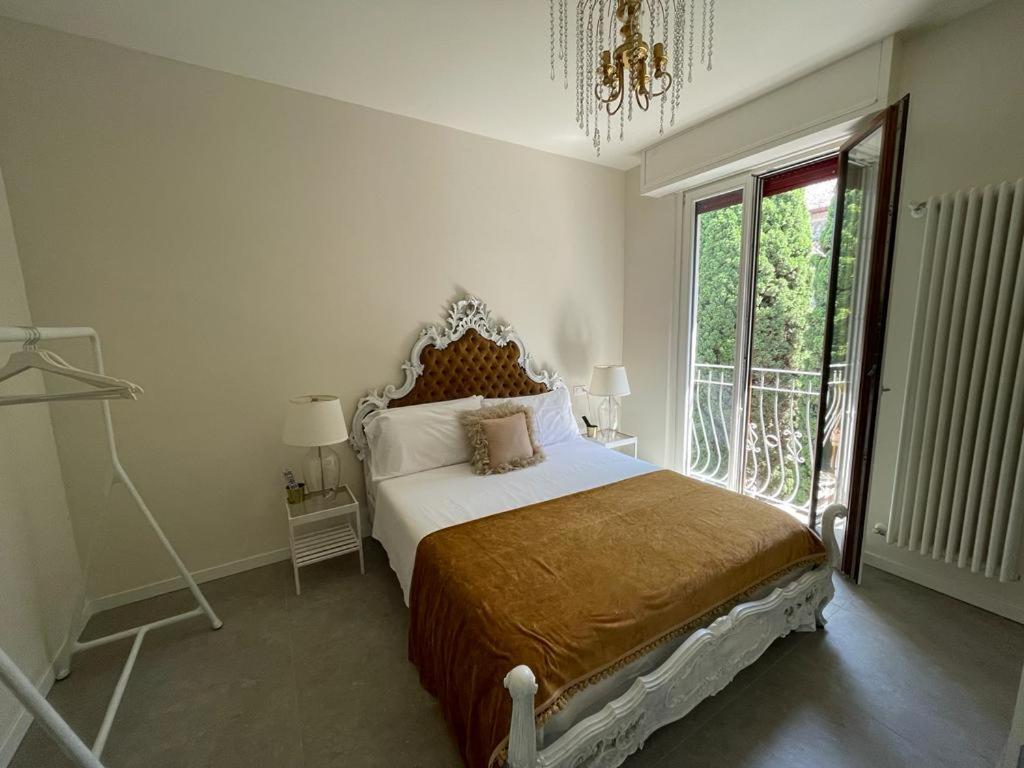 Prestige Sirmione Via Antiche Mura Eksteriør billede